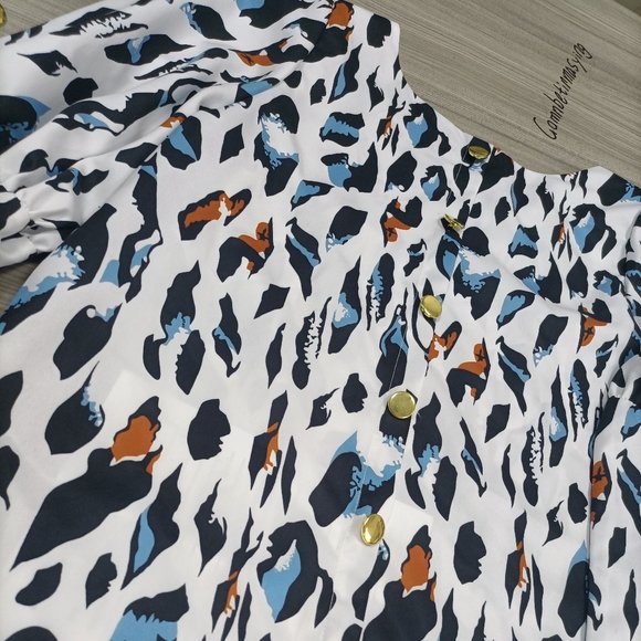 Leopard Print Crew Neck Casual Long Sleeve Blouse - Picture 2 of 6